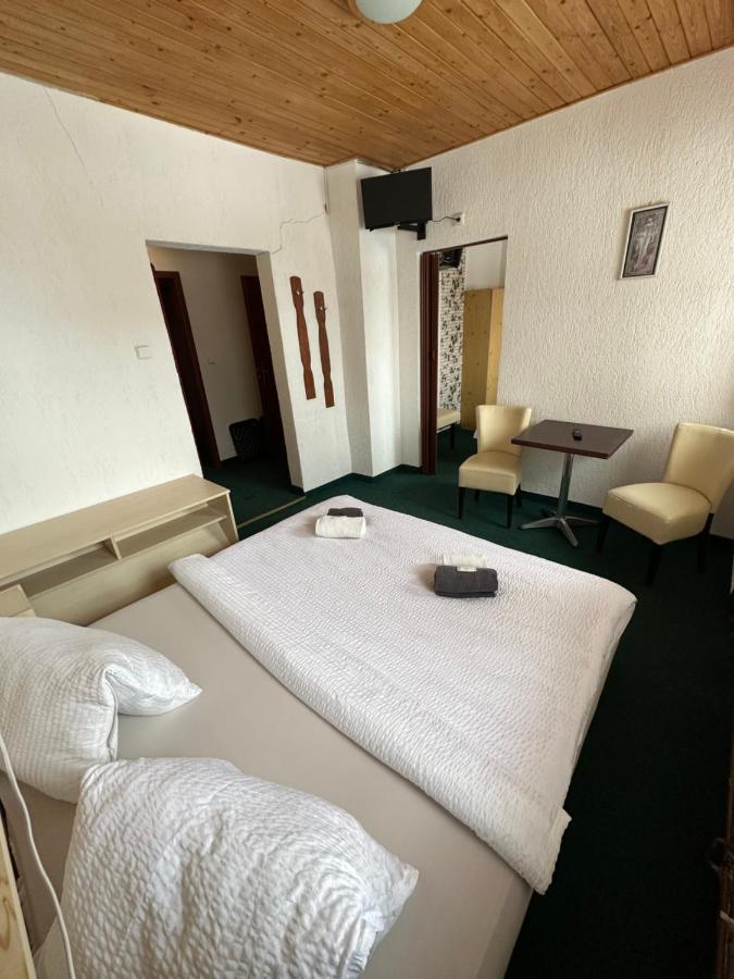 Penzion Erika Boží Dar Εξωτερικό φωτογραφία